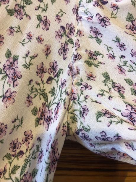 Šaty stradivarius v. s, stradivarius,s