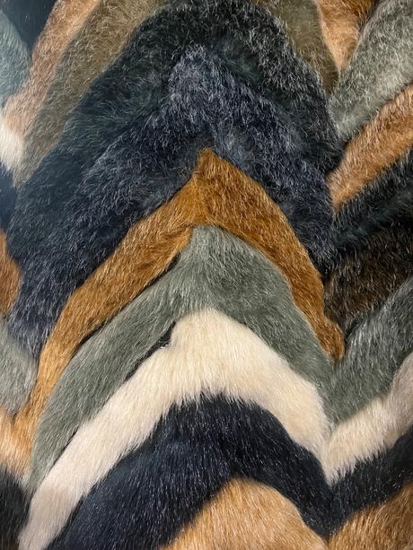 Dámska vesta značka urbancode veľkosť 8, s