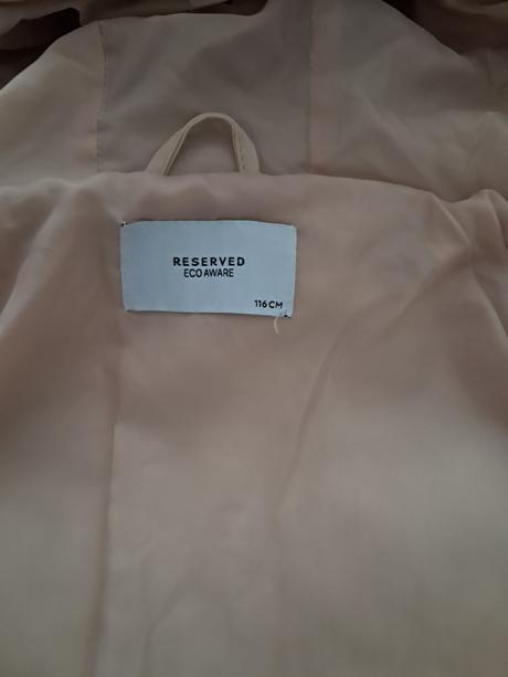 Dievcenska vetrovka, reserved,116