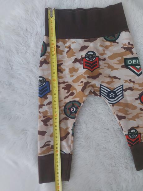 Pudlové štýlové tepláky maskačové, 92