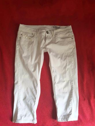Biele 3/4 nohavice zn.phard, 28
