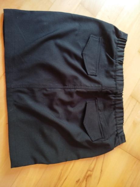 Čierna sukňa, amisu,l