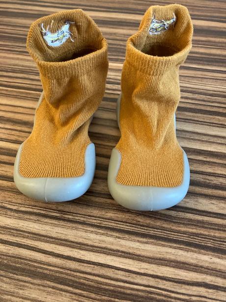 Capacky barefootky, <17