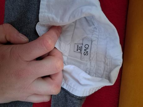 Mikiny a svetre, 128