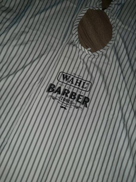 Kadernícky plášť zástera na strihanie vlasov,