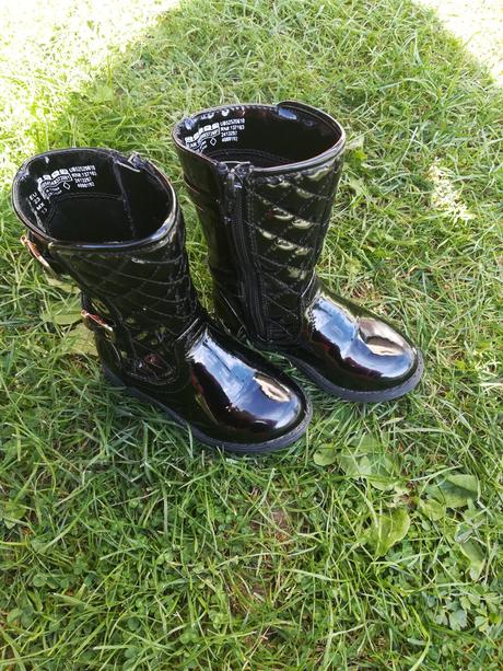 Cizmicky jesenne, 23