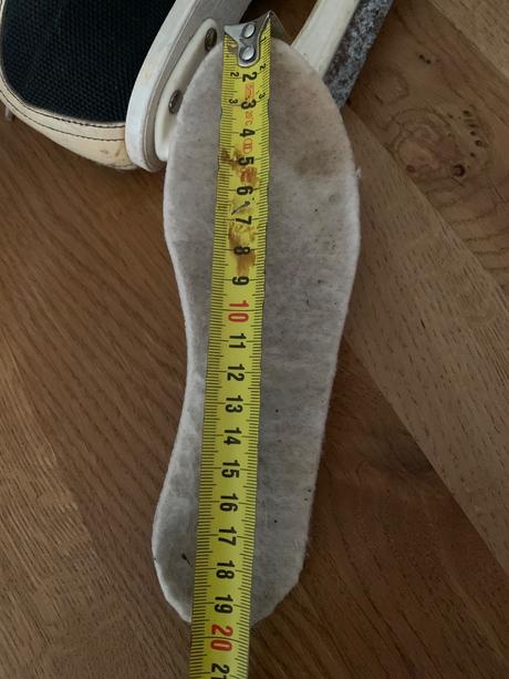 Korčule na ľad retro, 30