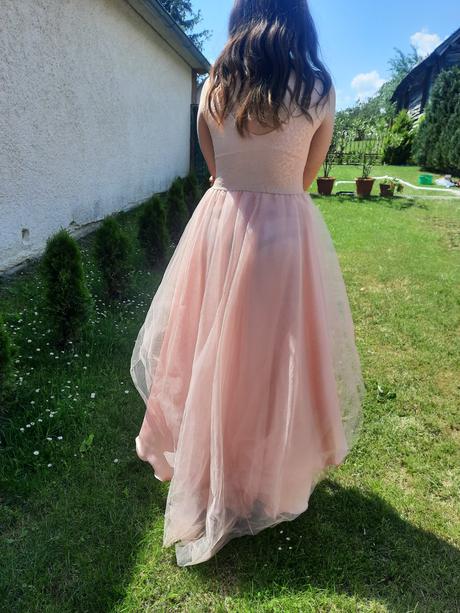 Dievčenské šaty, m