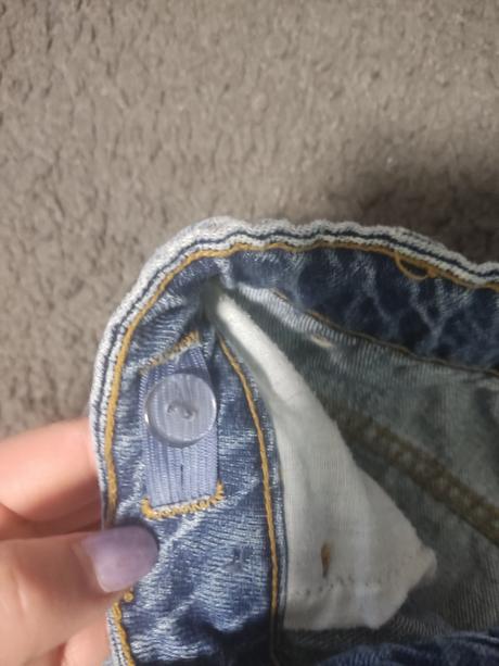 Potrhané rifle, reserved,152