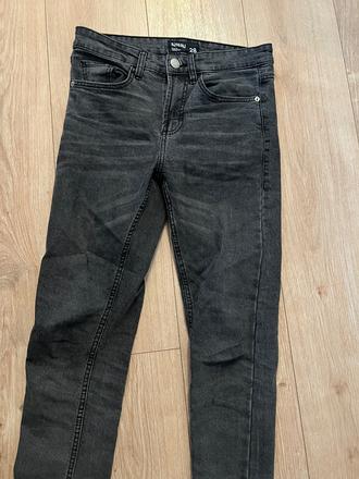 Chlapčenské rifle, sinsay,28