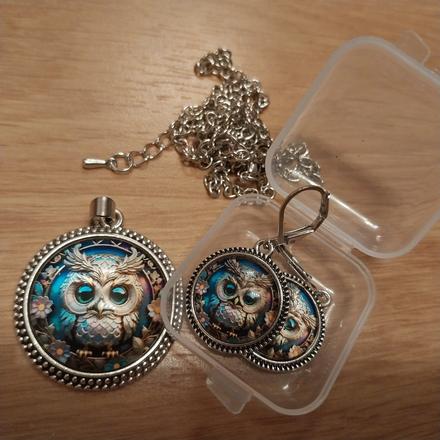 Sada nausnice + retiazka s priveskom sovicka,