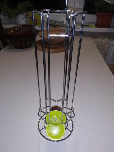 Stojan na kavove kapsule, 