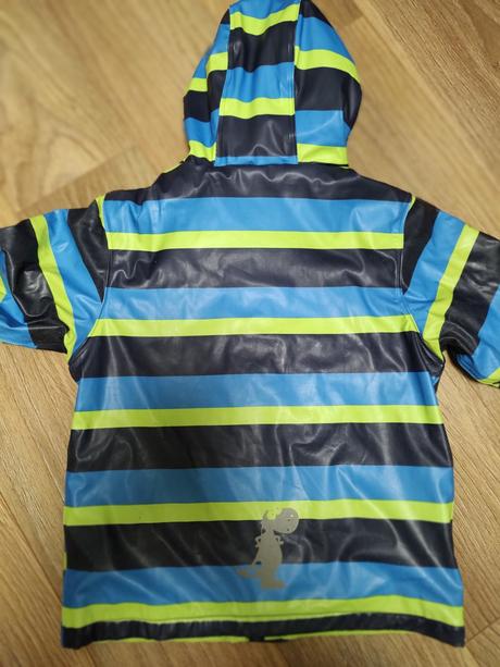 Bunda do dažďa 110/116, lupilu,110