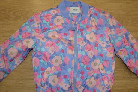 Bundička, reserved,122