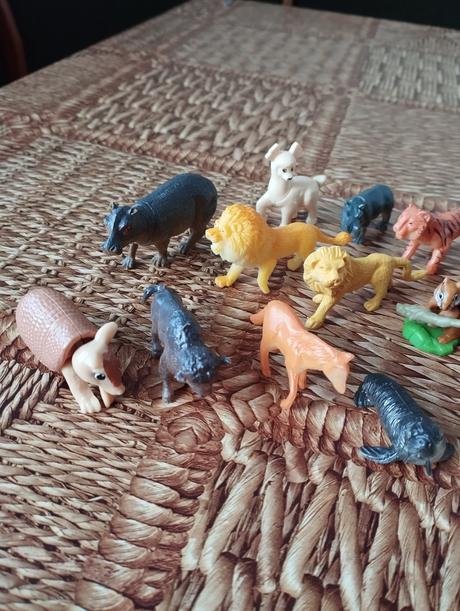Malé plastové zvieratká, 