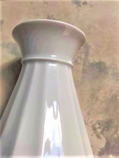 Starožitná porcelánová váza,