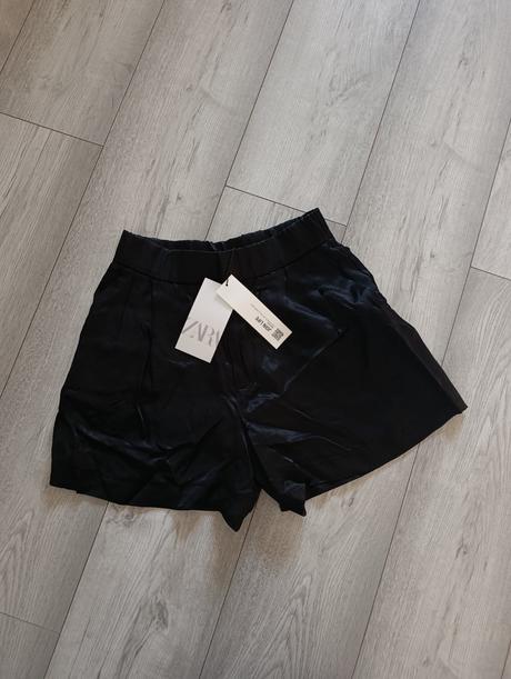 Saténové šortky, zara,s
