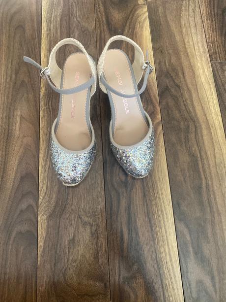 Letne topanky na klinovom opätku, 40