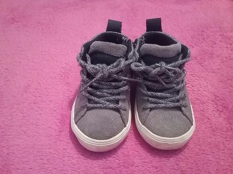 Kotnikove tenisky, zara,19