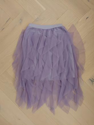 Svetlofialová sukňa, 152