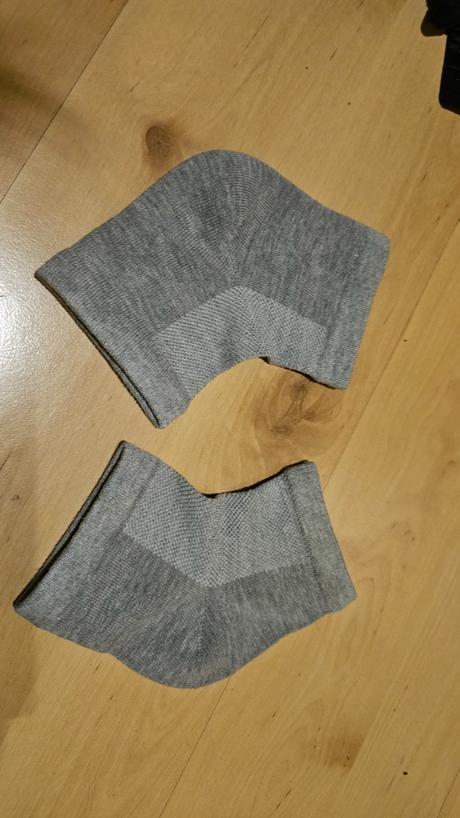 Krojené ponožky do topanok s holými špicmi,