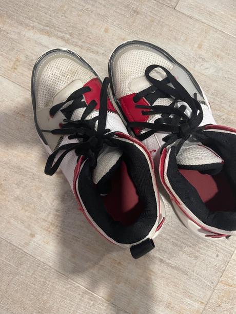 Tenisky halovky jordan 6,5 y 39 juniorska, air jordan,39