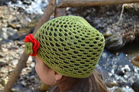 Háčkovaná čiapočka s kvetom, 50 - 158