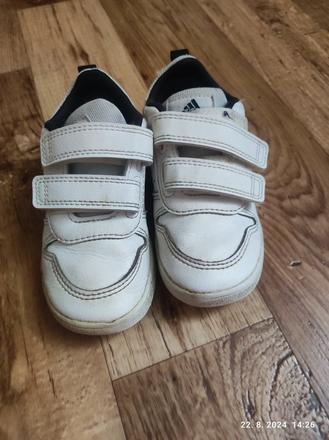 Tenistky adidas pre dievčatko 23, adidas,23