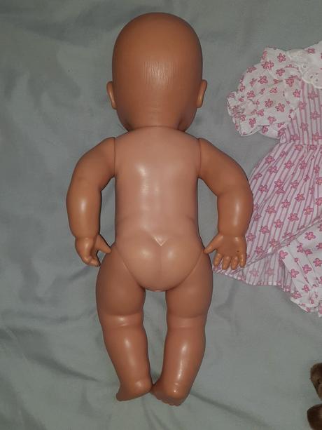 Bábika - bábätko s vecičkami a hračkami,