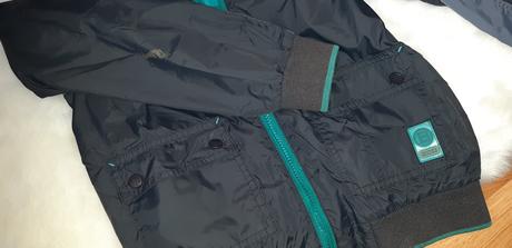 Prechodná vetrovka, 146