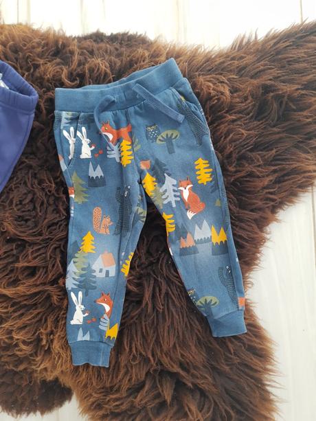 2x detské tepláky, 92