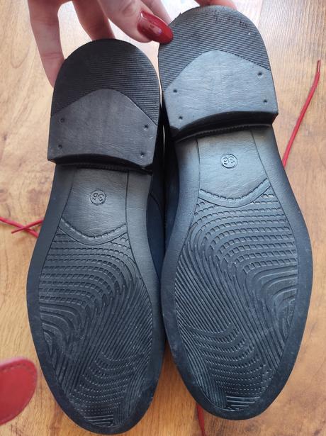 Topánky spoločenské, 36