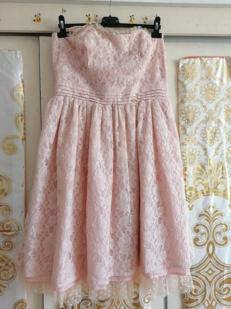 Čipkované koktejlové šaty, 40