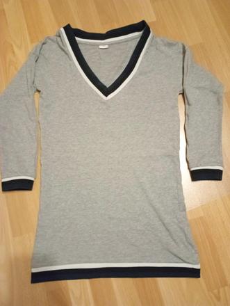 Dlhá mikina s výstrihom , mikinnové šaty, s