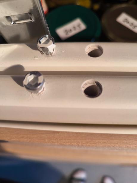 Drevena postielka na kolieskach 124x64, 