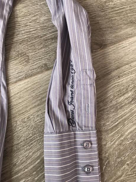 Guess kosela, guess,xs