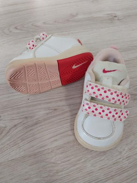 Babatkovske, nike,18