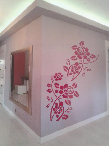 Maketa kvetov na stenu, 