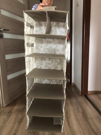 Skladacia políčka na zavesenie, 