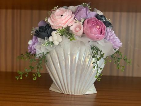 Mydlova kytica v mušli keramika, 