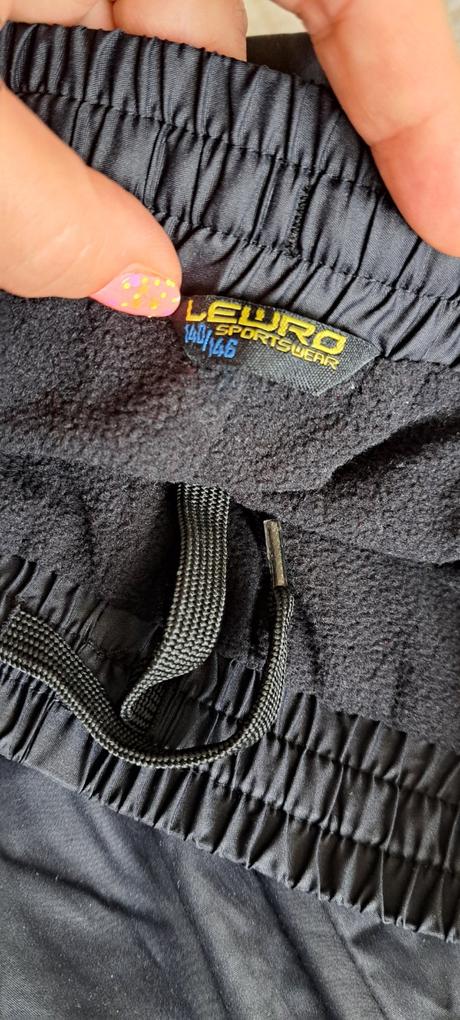 Teplé šuštiaky, lewro,140