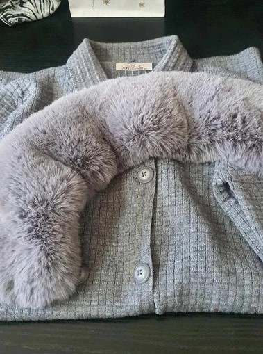 Sveter s kozusinkou, l