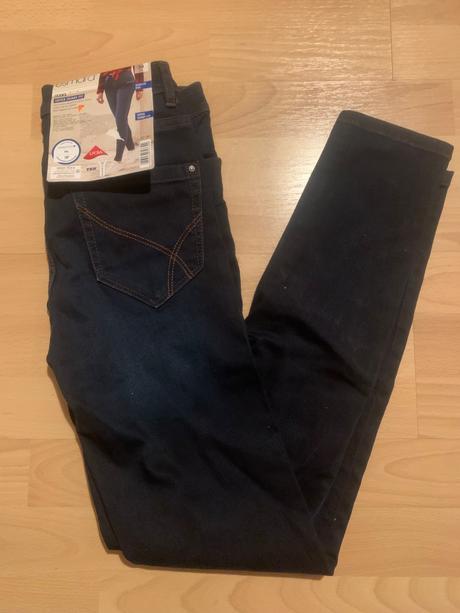 Rifle nové, esmara,34 / s / xs