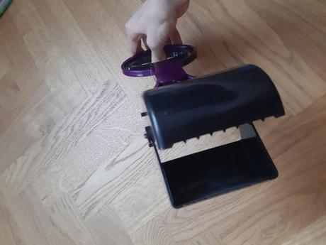 Zberač exkrementov po psíkoch,