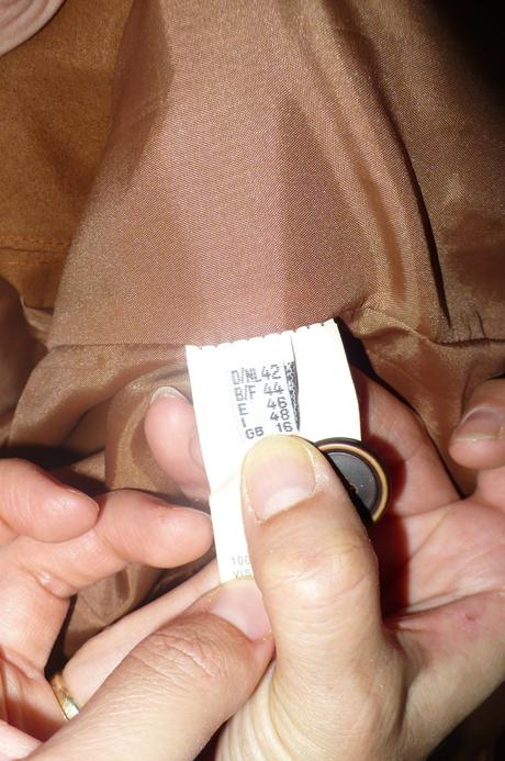 Škoricové sako, 44