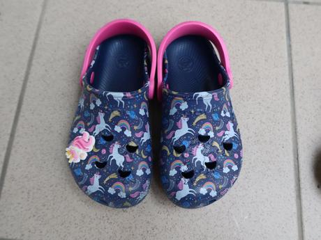 Predám detskú dievčenskú obuv vo veľkostiach 27,28, protetika,27