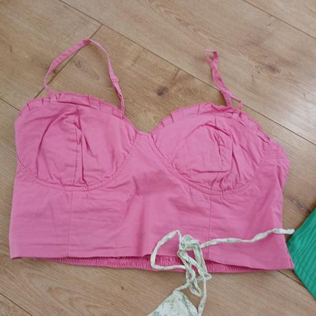 3x crop top na leto, bershka,m