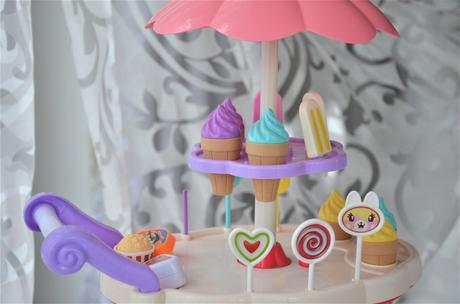 Zmrzlinársky vozík-kolotoč, 