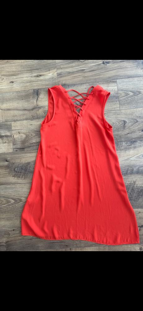 Šatičky, river island,m