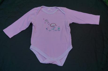 Body dlhý rukáv 8 ks, 1 ks krátky rukáv cena spolu, 74